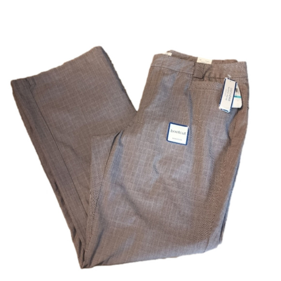 DOCKERS Favorite Fit Mid-Rise dress pants​ - Picture 5 of 10